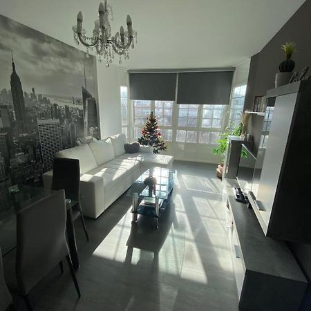 Precioso Piso En El Centro De Galicia. Apartman Silleda Kültér fotó