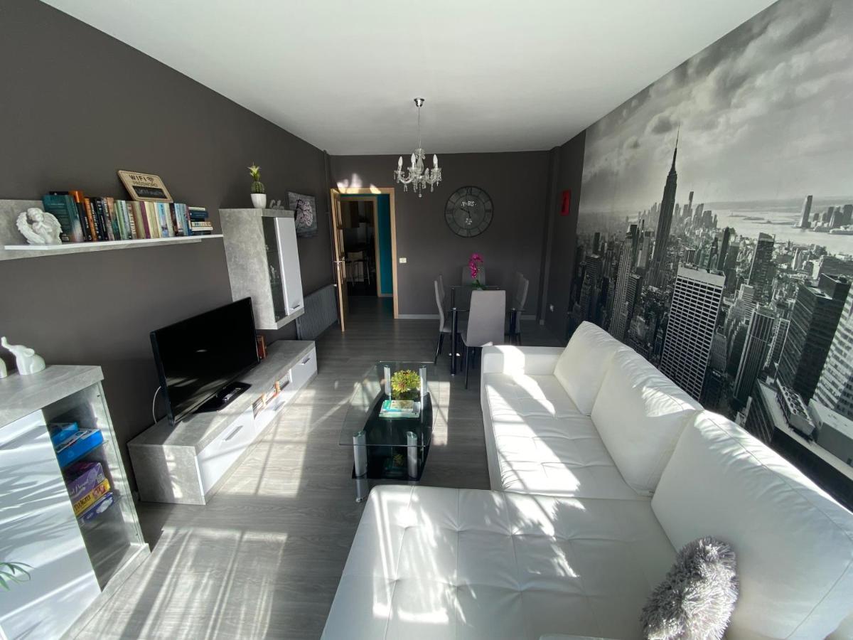 Precioso Piso En El Centro De Galicia. Apartman Silleda Kültér fotó