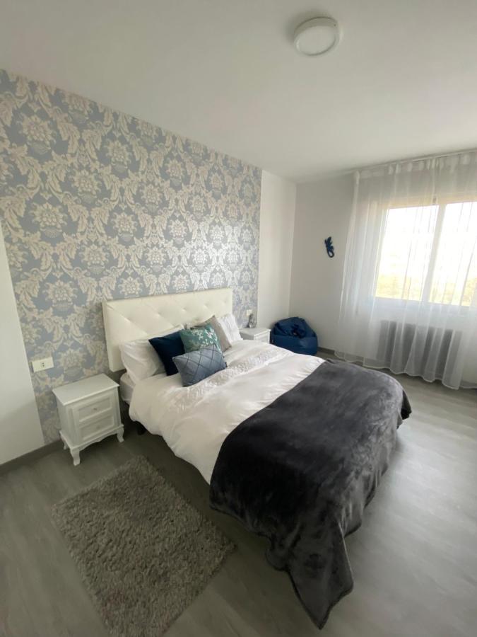 Precioso Piso En El Centro De Galicia. Apartman Silleda Kültér fotó